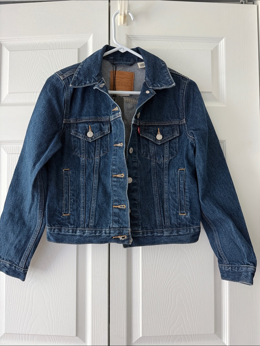 Levi's Women's Dark Blue Denim Trucker Jacket